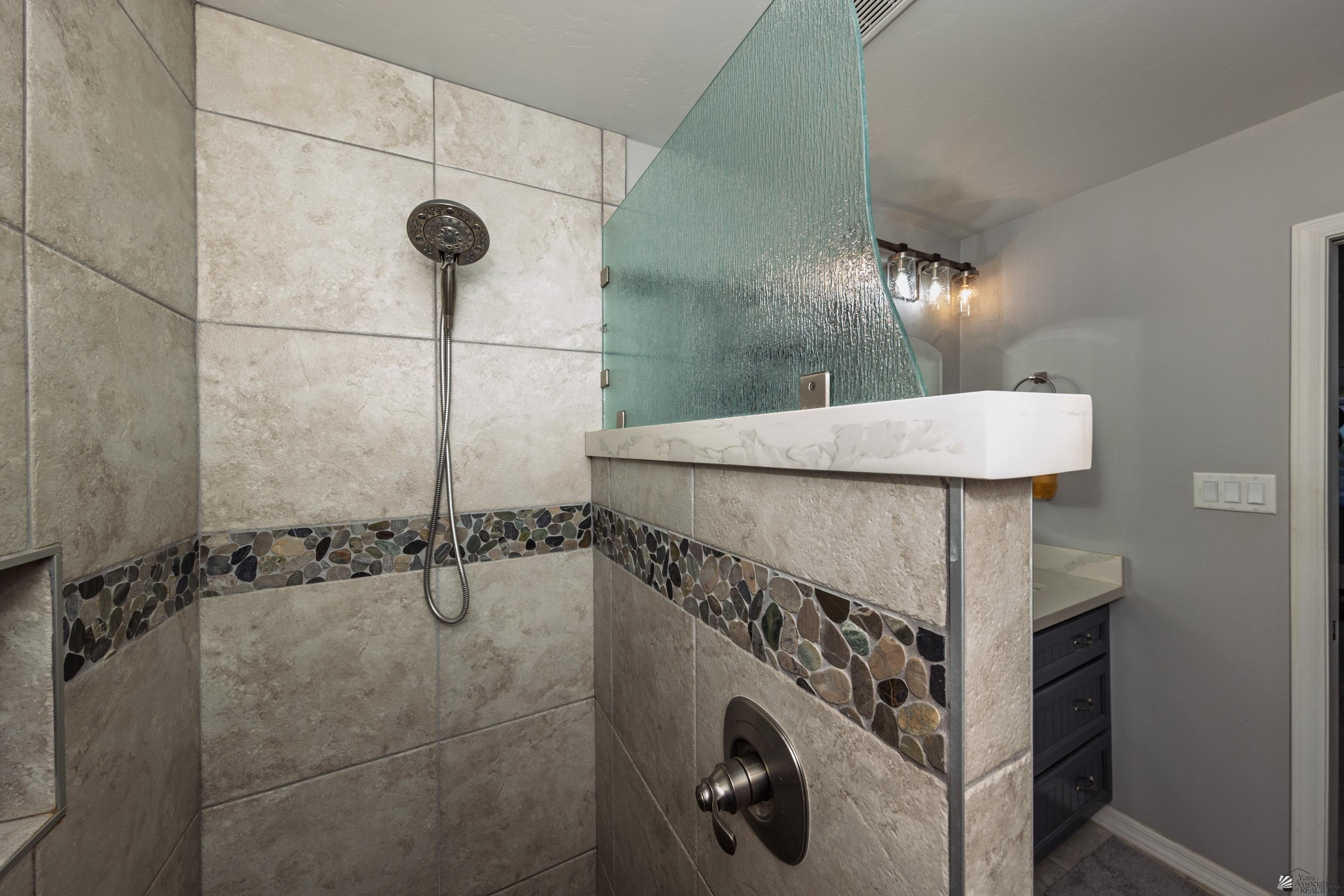 Yuma, Arizona, 85367, United States, 3 Bedrooms Bedrooms, ,1 BathroomBathrooms,Residential,For Sale,2049474