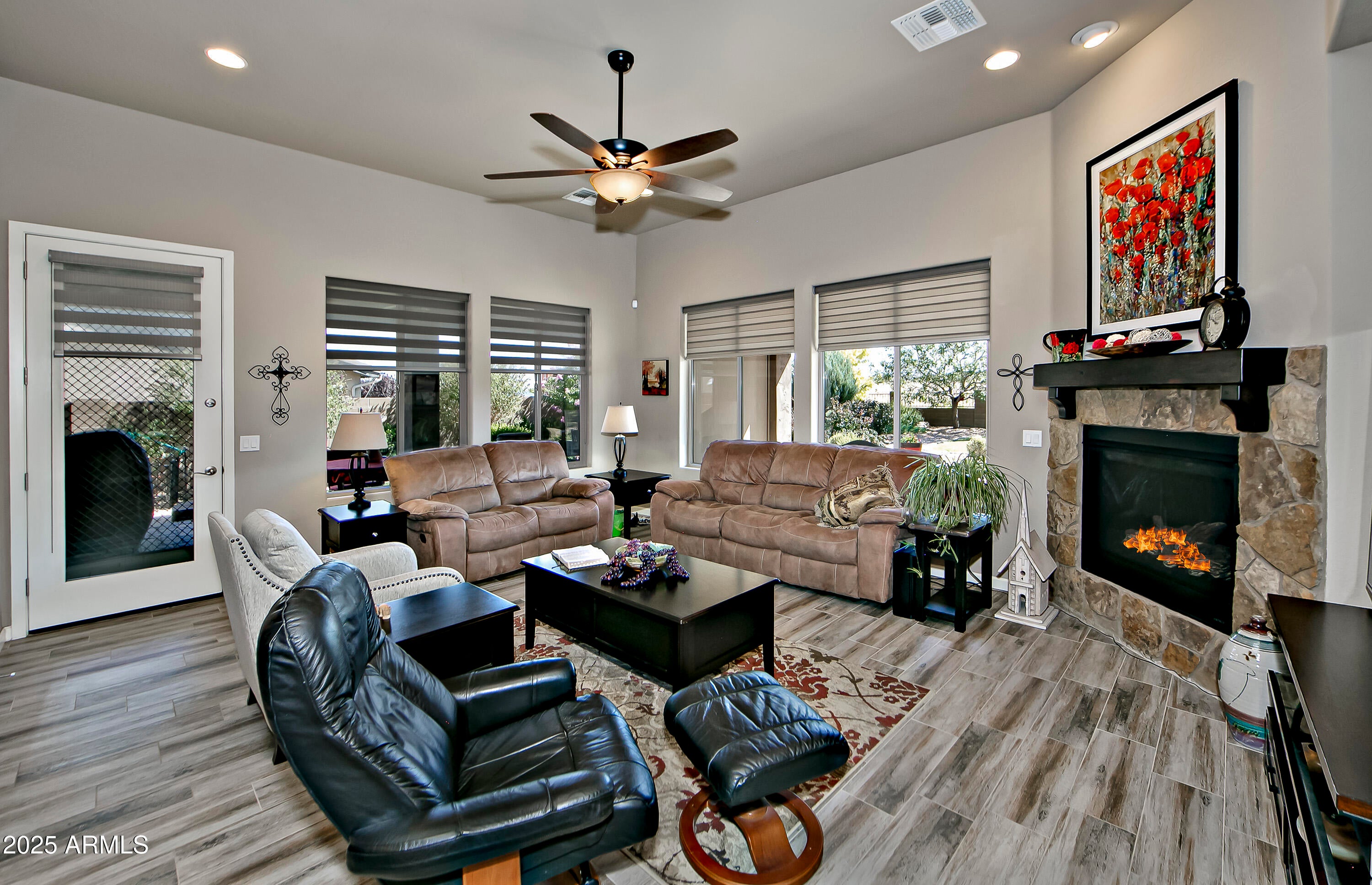 Prescott, Arizona, 86301, United States, 3 Bedrooms Bedrooms, ,2 BathroomsBathrooms,Residential,For Sale,1993124