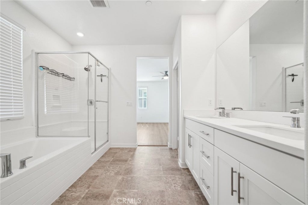 Fontana, California, 92336, United States, 3 Bedrooms Bedrooms, ,3 BathroomsBathrooms,Residential,For Sale,1828389