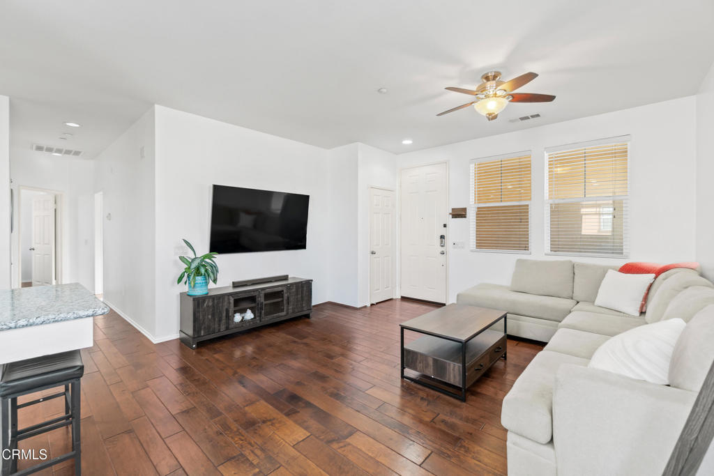 Oxnard, California, 93036, United States, 2 Bedrooms Bedrooms, ,2 BathroomsBathrooms,Residential,For Sale,2001490