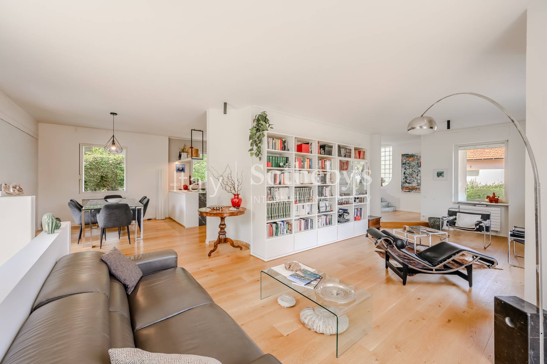  Exclusive Villa with Garden on Turin