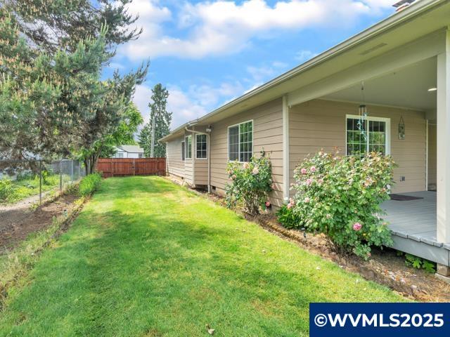 Salem, Oregon, 97301, United States, 3 Bedrooms Bedrooms, ,2 BathroomsBathrooms,Residential,For Sale,1794677