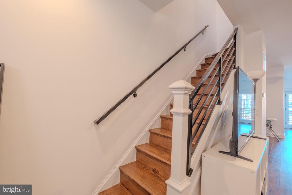 Washington, District of Columbia, 20011, United States, 4 Bedrooms Bedrooms, ,4 BathroomsBathrooms,Residential,For Sale,1895045