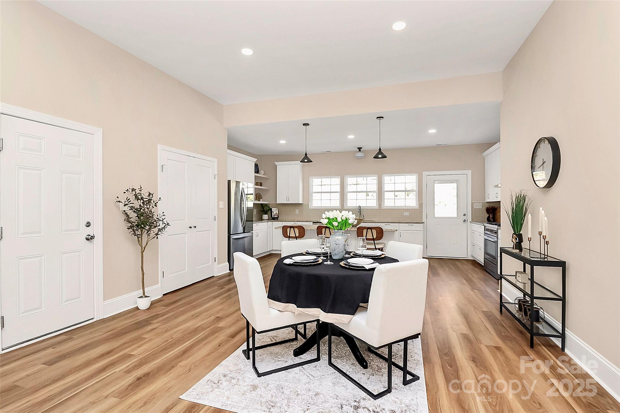 Rock Hill, South Carolina, 29732, United States, 4 Bedrooms Bedrooms, ,3 BathroomsBathrooms,Residential,For Sale,1728805