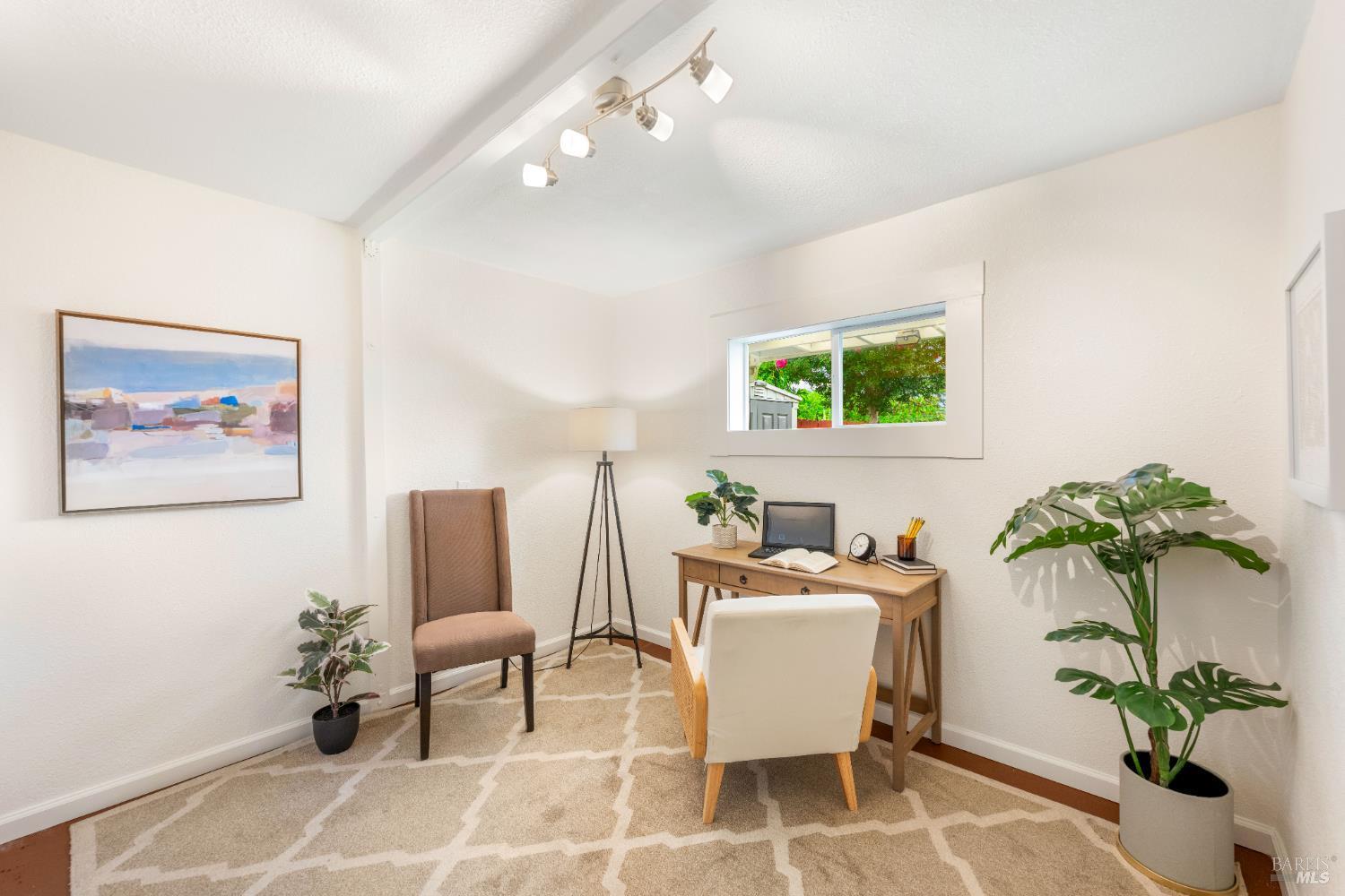 Napa, California, 94558, United States, 2 Bedrooms Bedrooms, ,1 BathroomBathrooms,Residential,For Sale,1947582