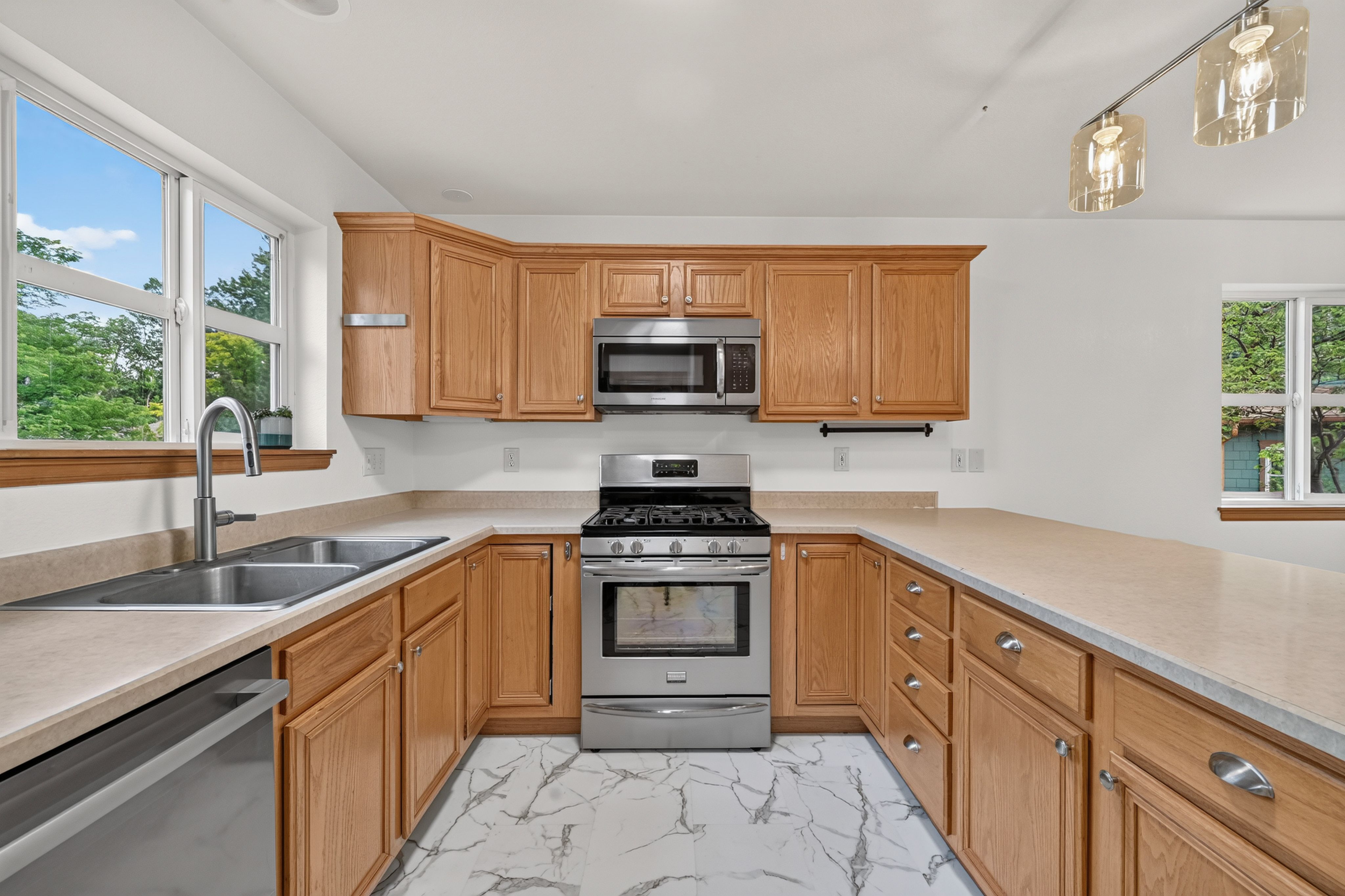  Community-Centered Living in Patty Jewett - 物件實景