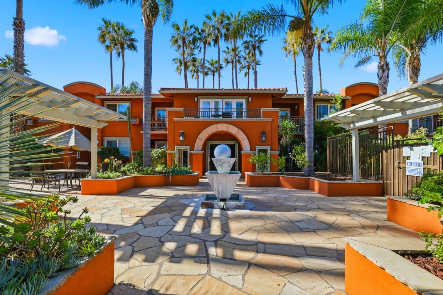 Santa Clara, California, 95050, United States, 2 Bedrooms Bedrooms, ,3 BathroomsBathrooms,Residential,For Sale,1989026