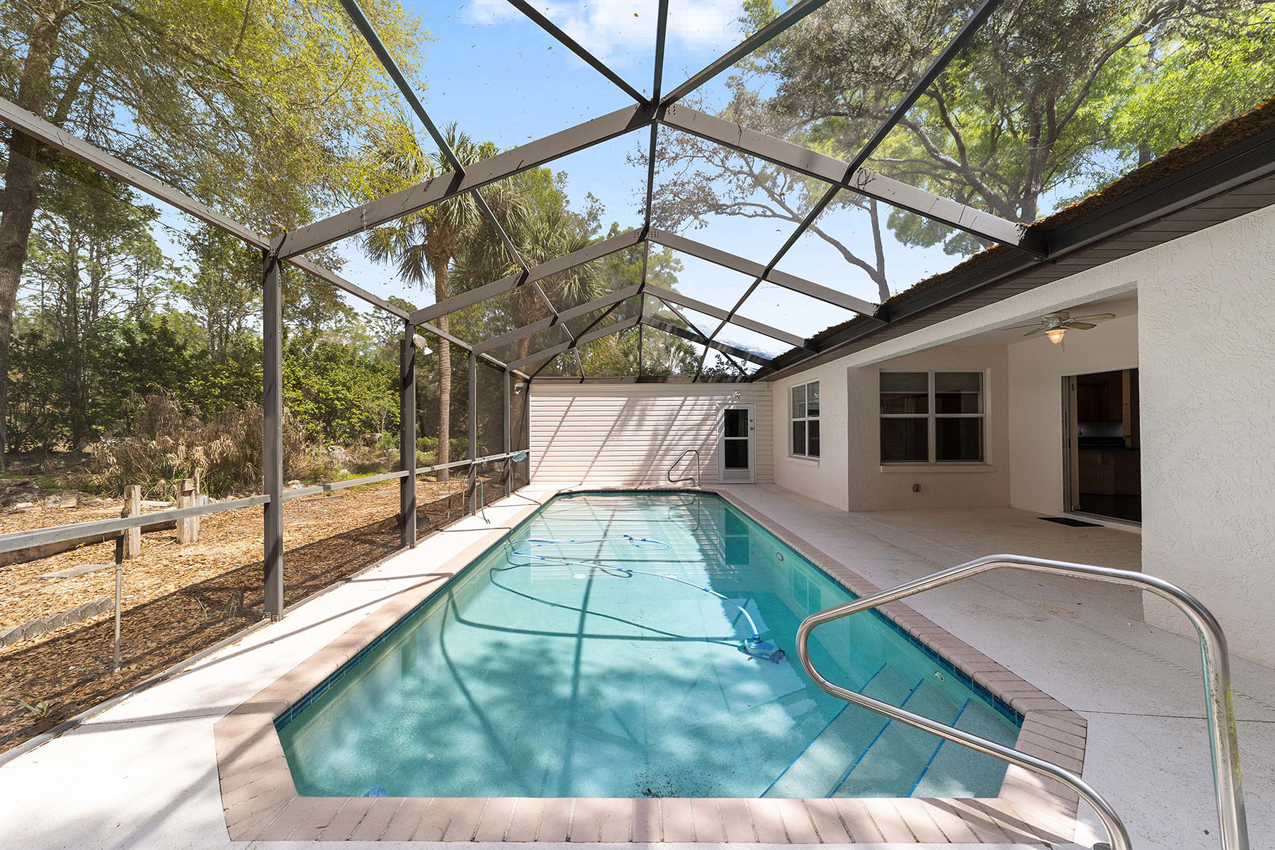  DUNNELLON - 物件實景