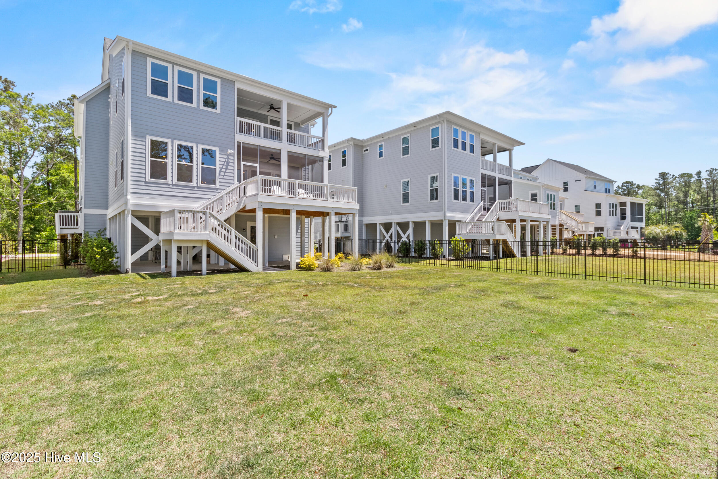 Wilmington, North Carolina, 28411, United States, 4 Bedrooms Bedrooms, ,4 BathroomsBathrooms,Residential,For Sale,1794780