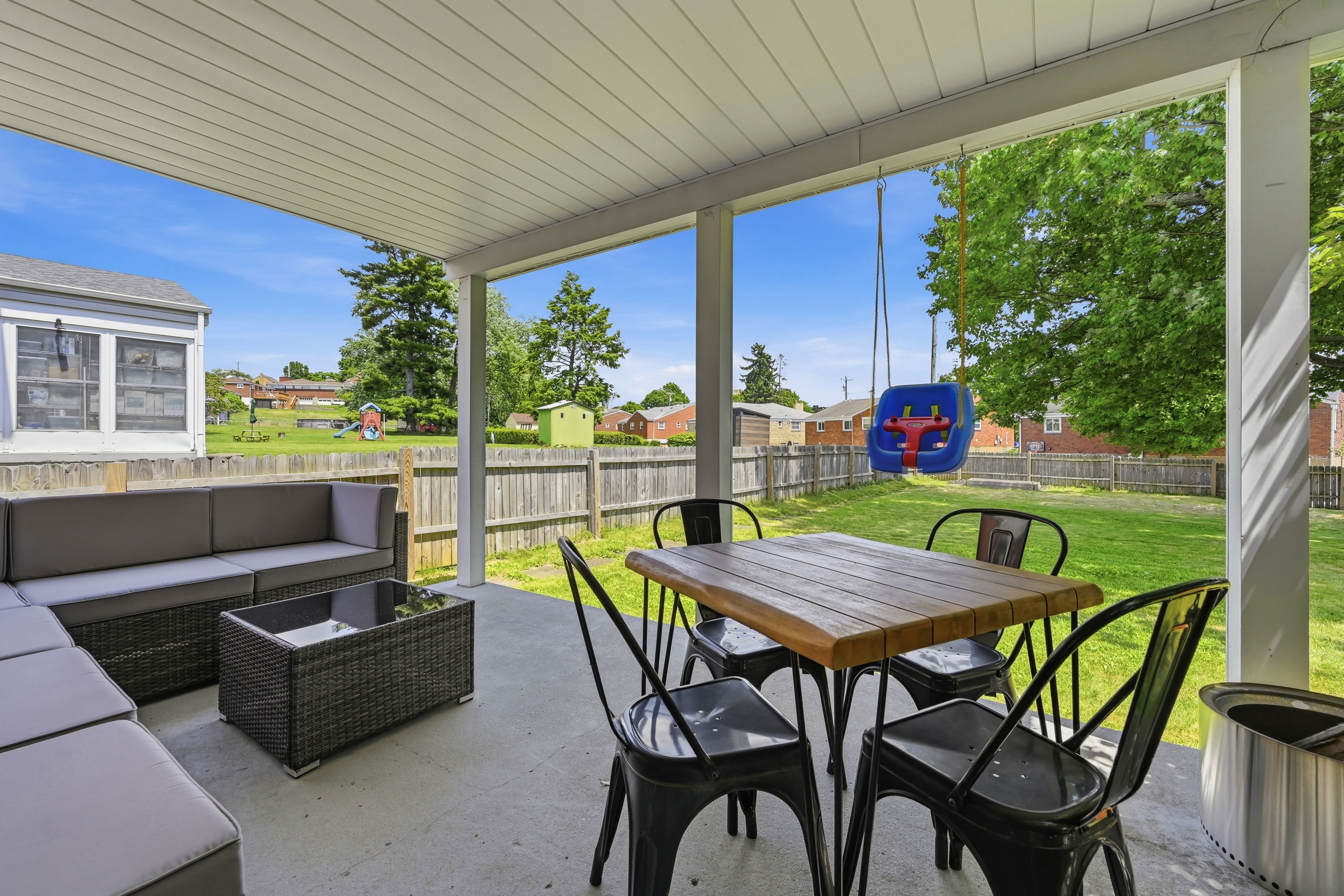  1555 Orchardview Drive, Pittsburgh, PA 15220 - 物件實景