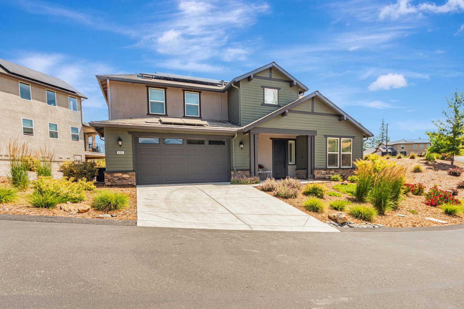 Colfax, California, 95713, United States, 3 Bedrooms Bedrooms, ,3 BathroomsBathrooms,Residential,For Sale,1883373