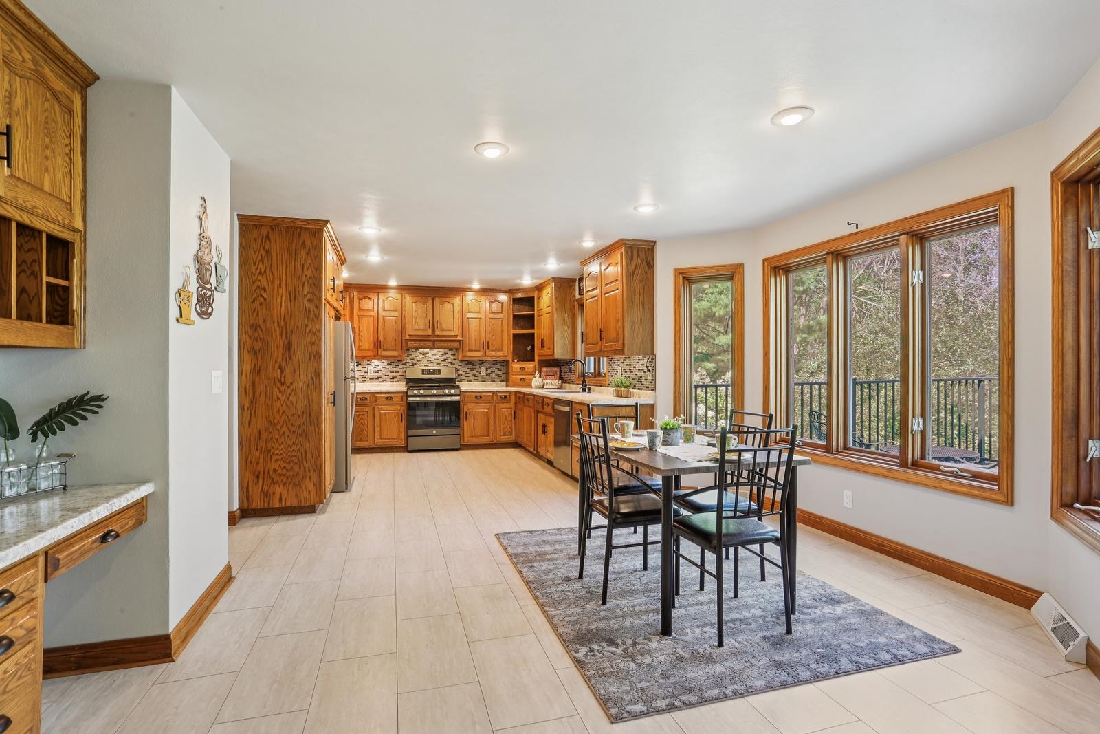 BRILLION, Wisconsin, 54110, United States, 4 Bedrooms Bedrooms, ,4 BathroomsBathrooms,Residential,For Sale,1911186