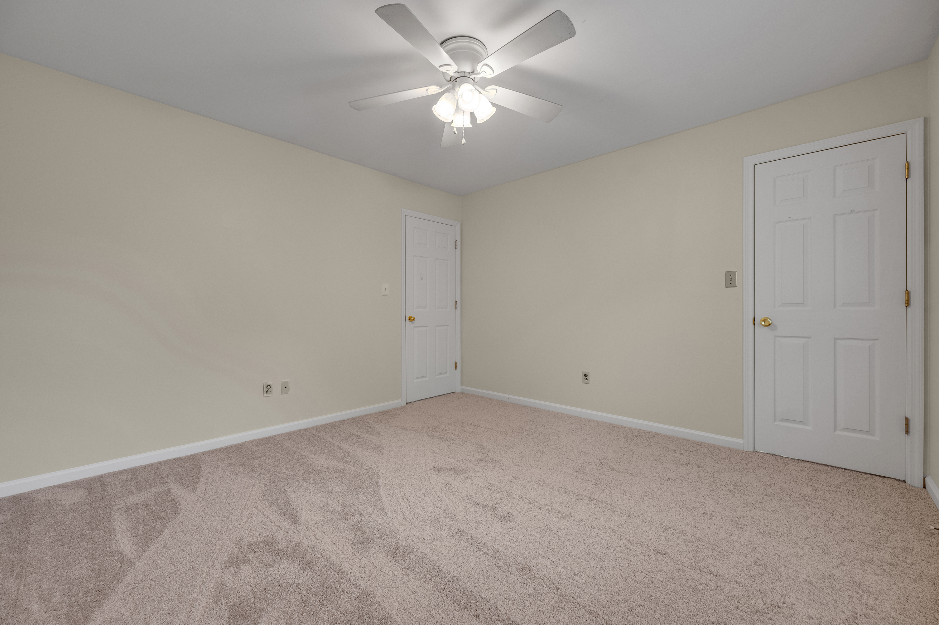  3809 Gillespies Glen - 物件實景