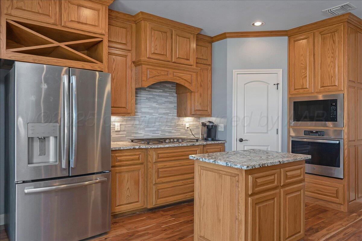 Canyon, Texas, 79015, United States, 4 Bedrooms Bedrooms, ,2 BathroomsBathrooms,Residential,For Sale,1989149