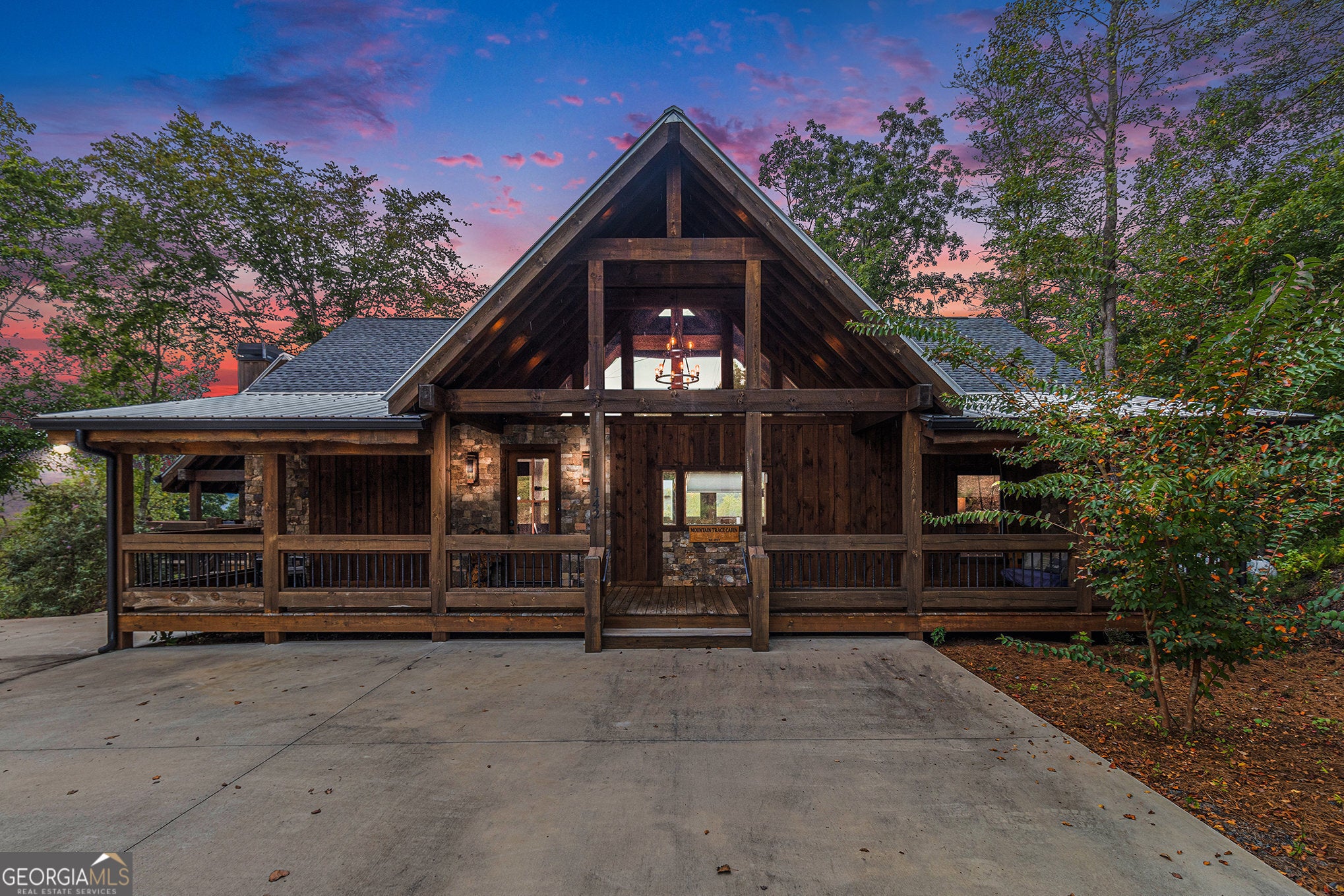 Ellijay, Georgia, 30540, United States, 5 Bedrooms Bedrooms, ,5 BathroomsBathrooms,Residential,For Sale,1952564