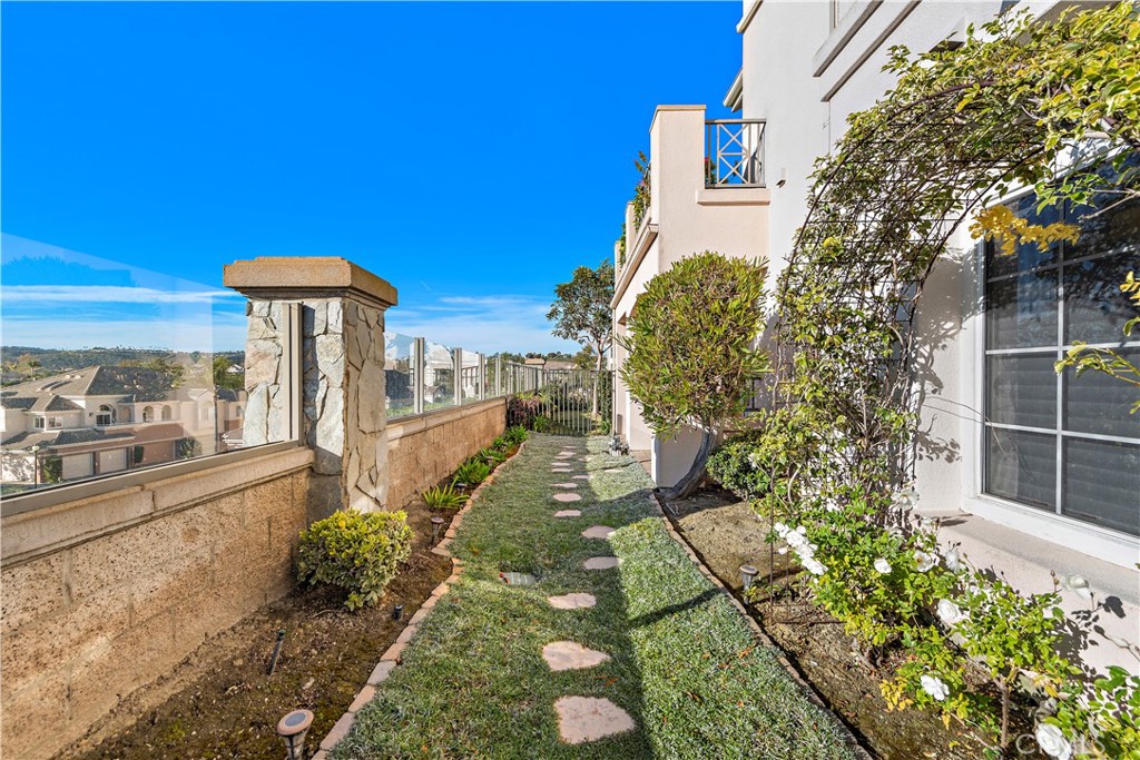 Laguna Niguel, California, 92677, United States, 2 Bedrooms Bedrooms, ,2 BathroomsBathrooms,Residential,For Sale,2003344