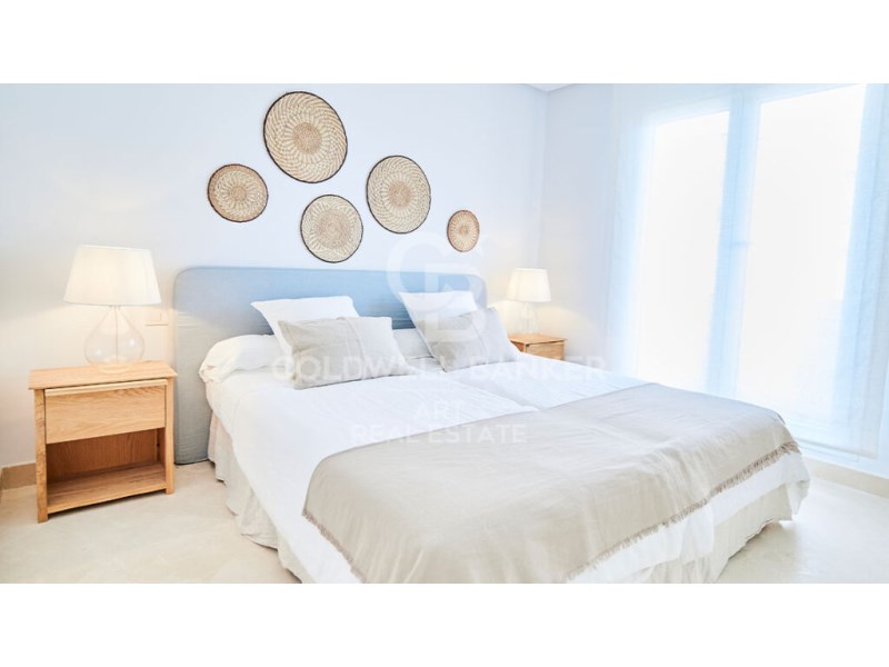Marbella, Andalusia, ES, 2 Bedrooms Bedrooms, ,2 BathroomsBathrooms,Residential,For Sale,1940134