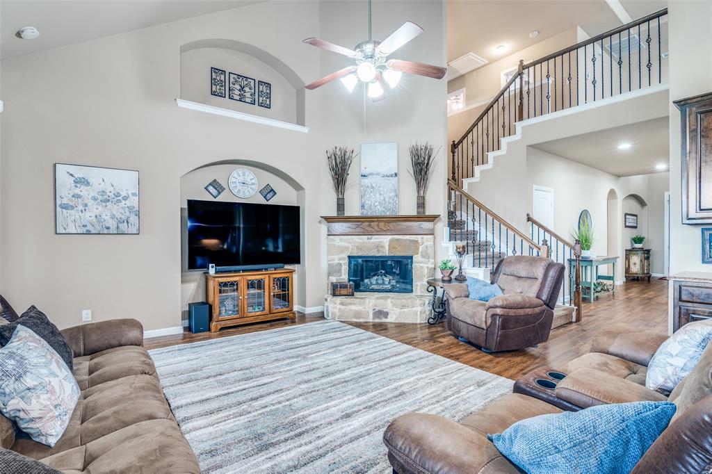 Sachse, Texas, 75048, United States, 4 Bedrooms Bedrooms, ,3 BathroomsBathrooms,Residential,For Sale,1856358