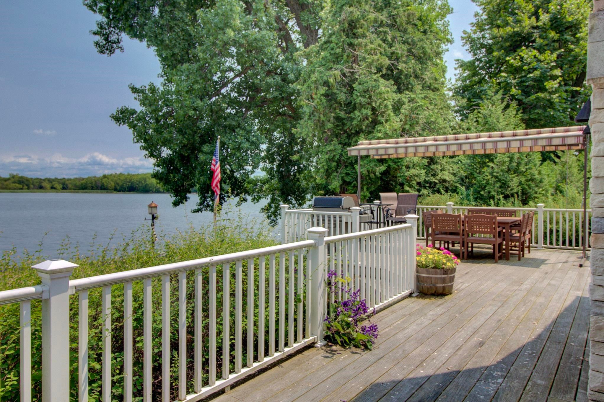 Alburgh, Vermont, 05440, United States, 5 Bedrooms Bedrooms, ,1 BathroomBathrooms,Residential,For Sale,1885348