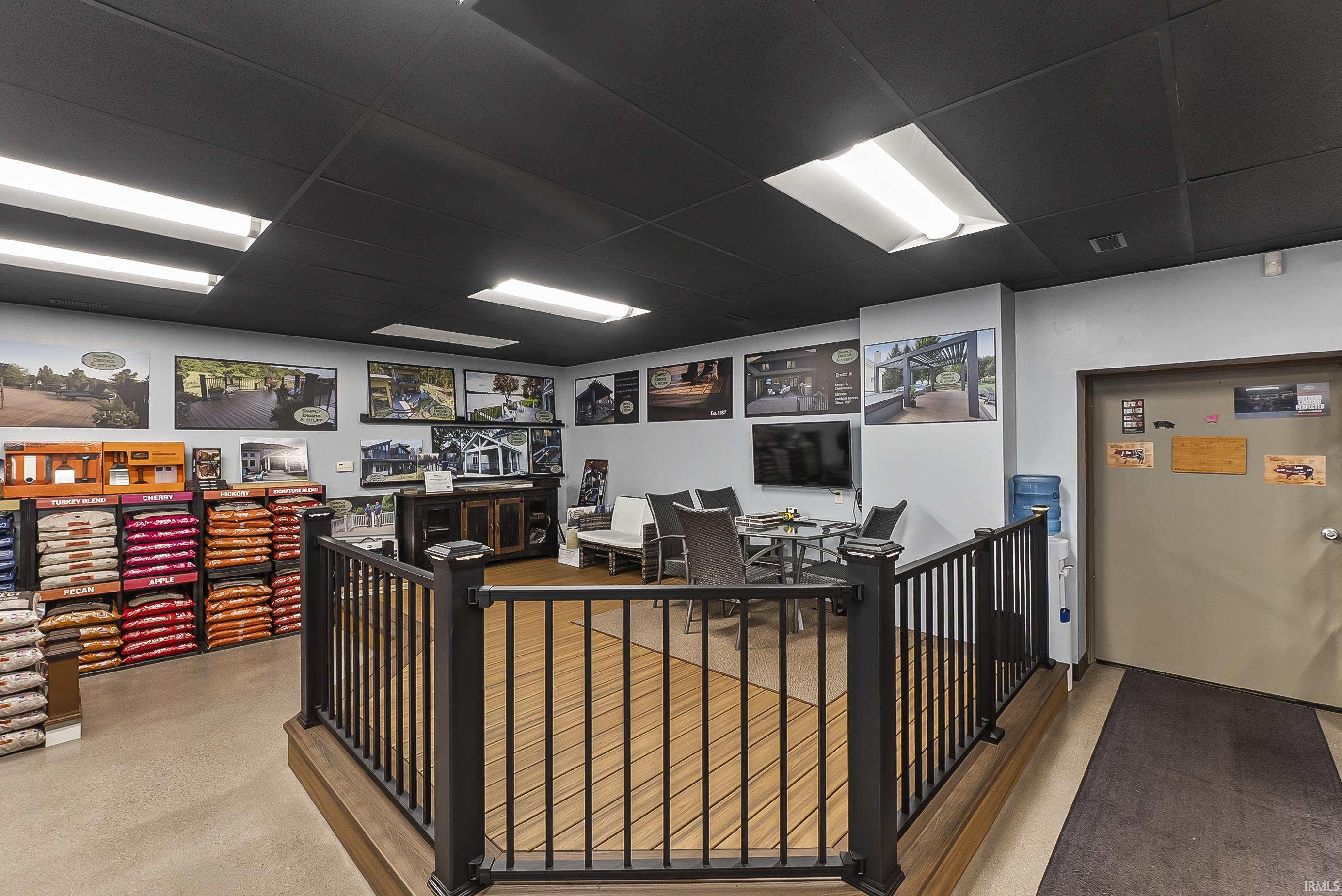 Fort Wayne, Indiana, 46805-3241, United States, 6 Bedrooms Bedrooms, ,4 BathroomsBathrooms,Residential,For Sale,1976576