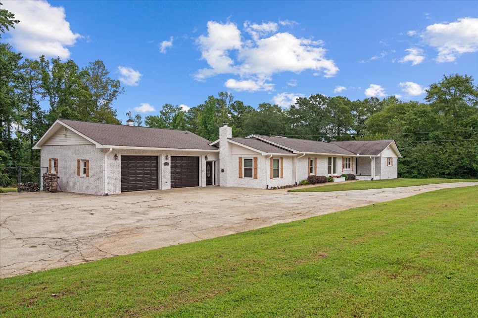 Carrollton, Georgia, 30116, United States, 4 Bedrooms Bedrooms, ,3 BathroomsBathrooms,Residential,For Sale,1981522