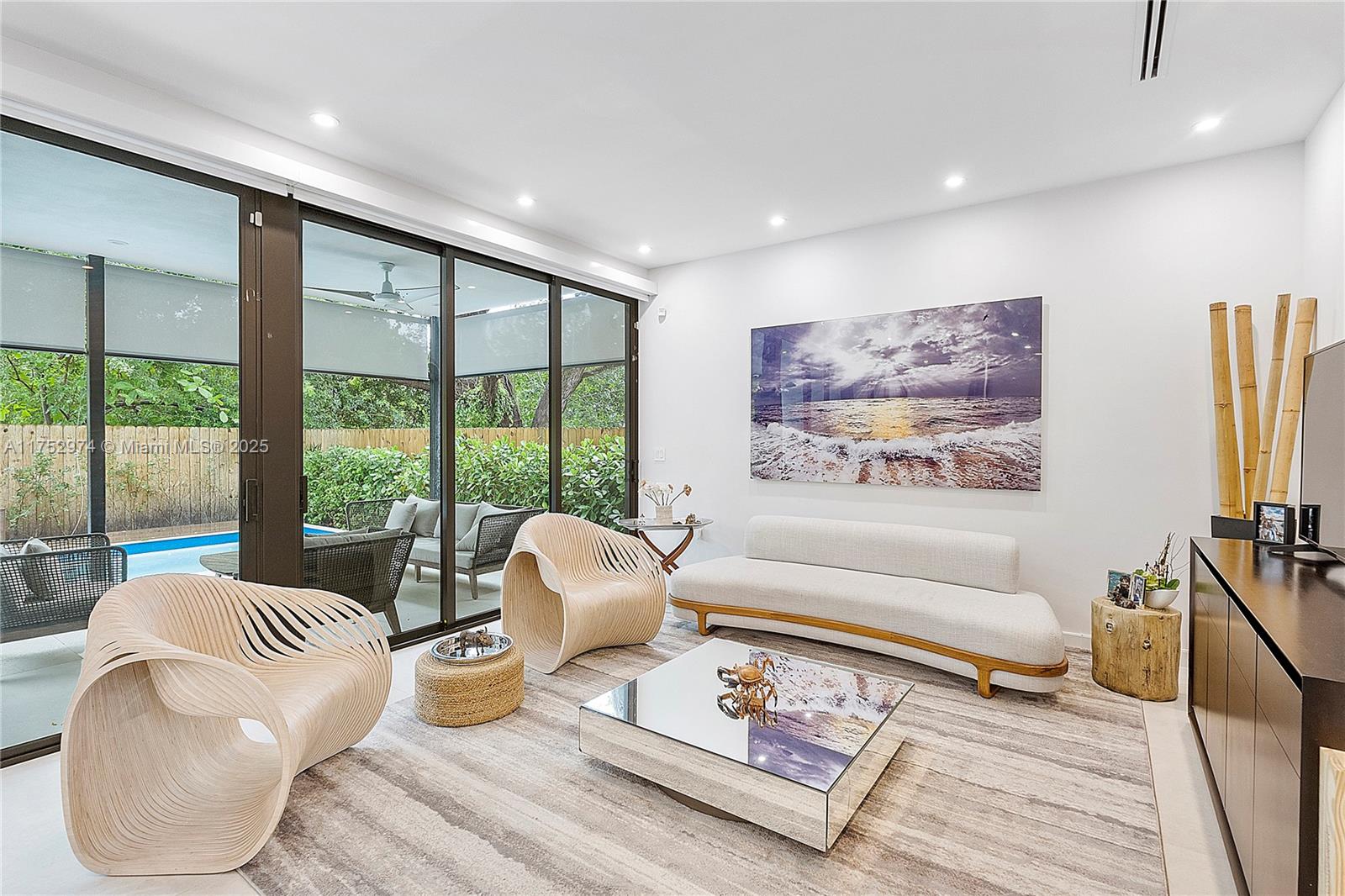Miami, Florida, 33133, United States, 5 Bedrooms Bedrooms, ,5 BathroomsBathrooms,Residential,For Sale,1739354