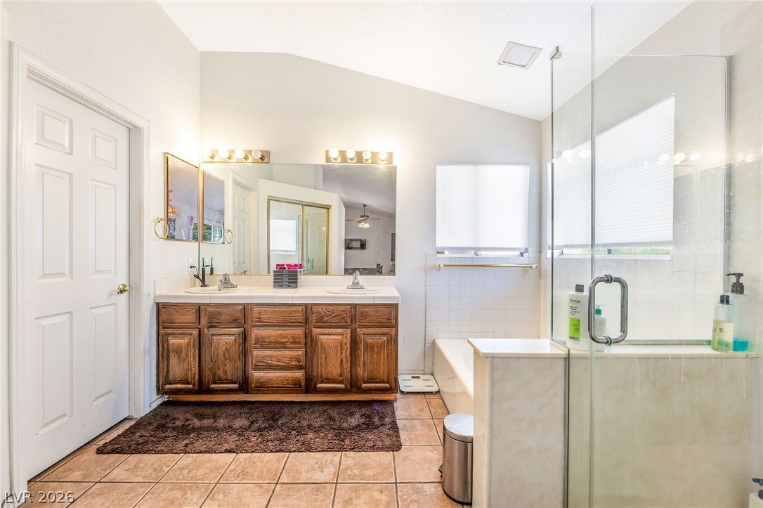 Henderson, Nevada, 89014, United States, 4 Bedrooms Bedrooms, ,3 BathroomsBathrooms,Residential,For Sale,2028376