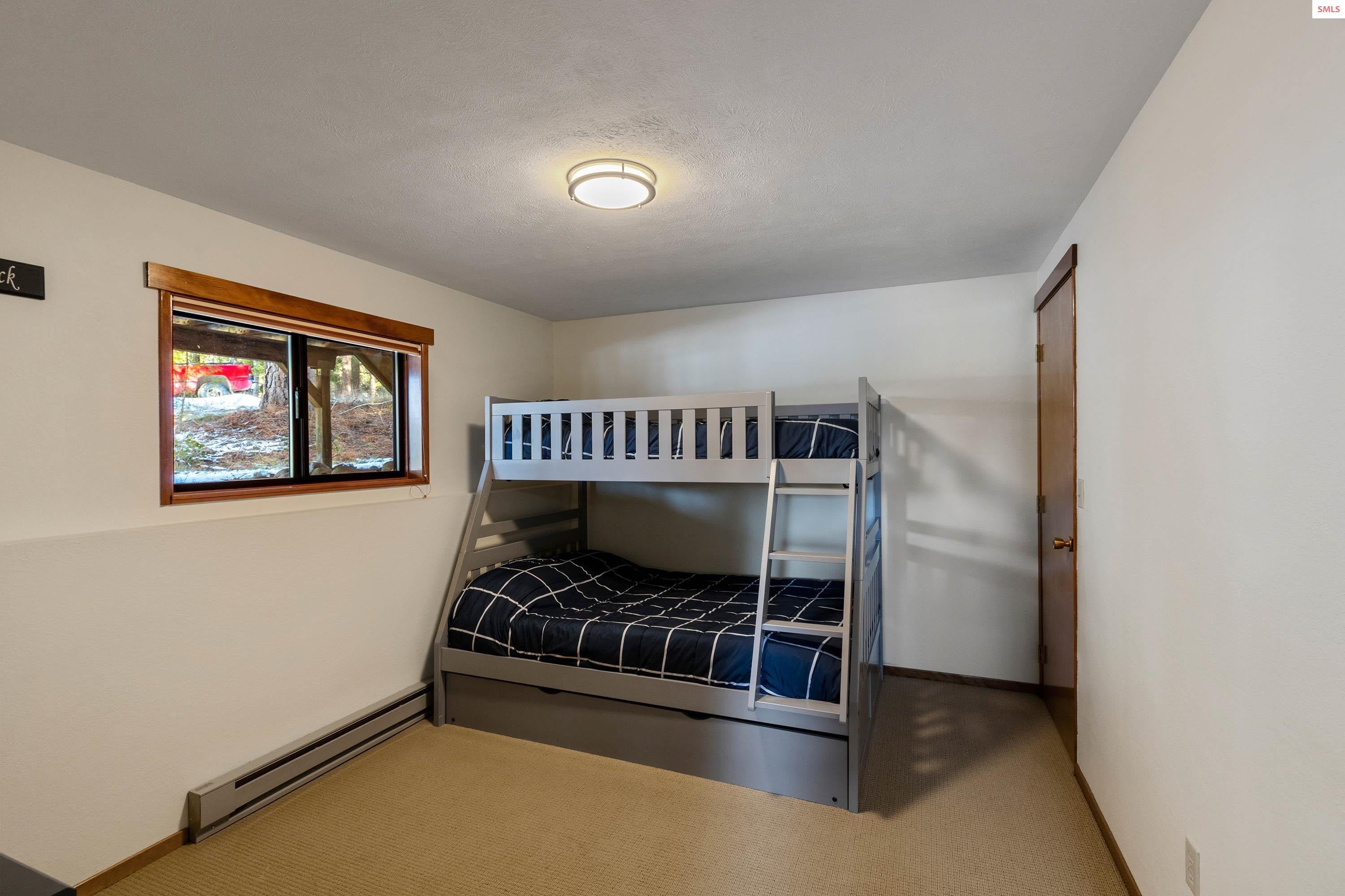 Sagle, Idaho, 83860, United States, 4 Bedrooms Bedrooms, ,2 BathroomsBathrooms,Residential,For Sale,2022483