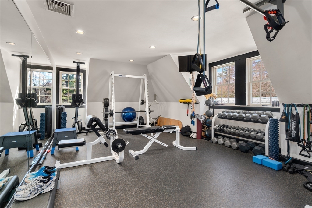 Brookline, Massachusetts, 02445, United States, 9 Bedrooms Bedrooms, ,8 BathroomsBathrooms,Residential,For Sale,1758602