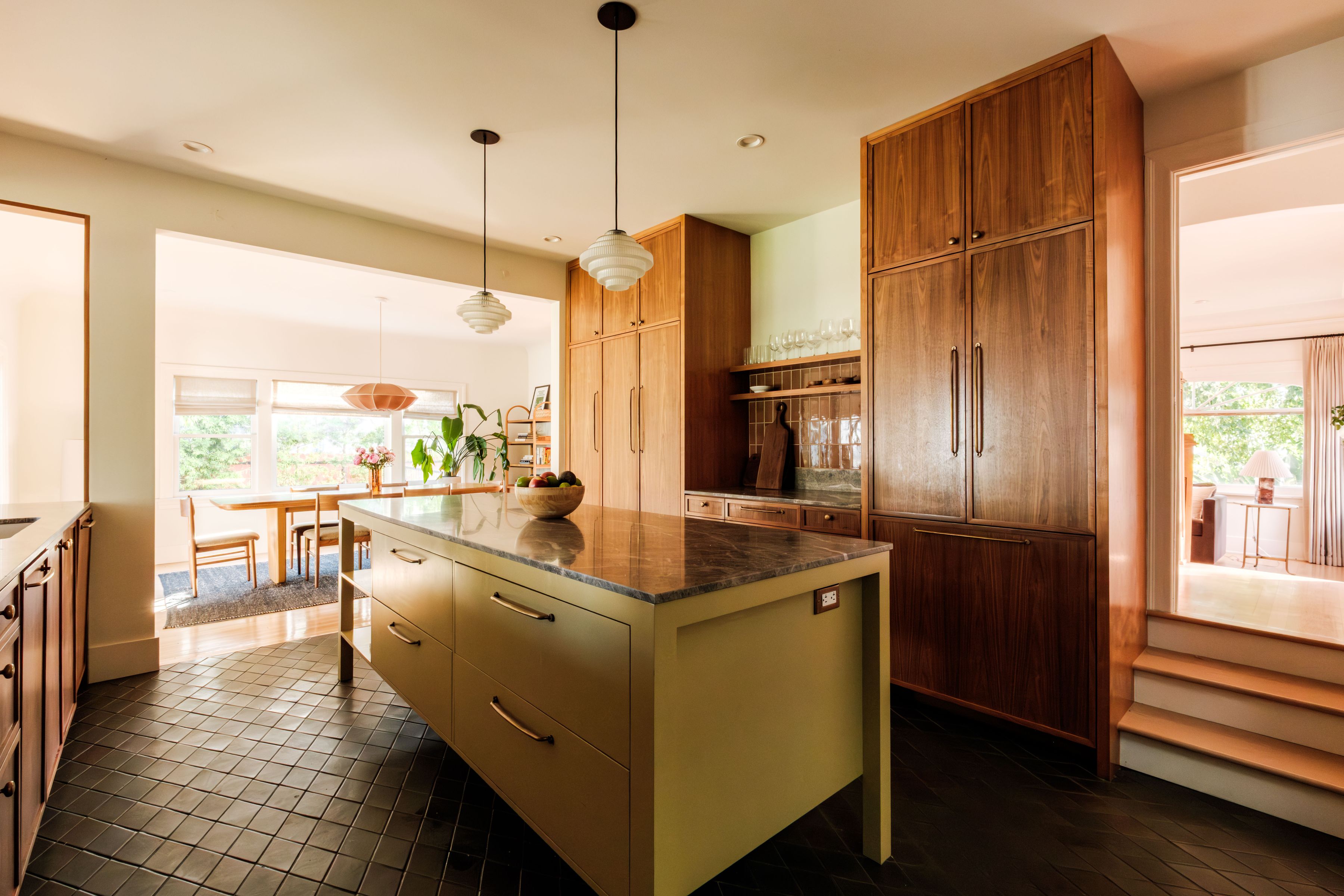  2510 10th Avenue - 物件實景