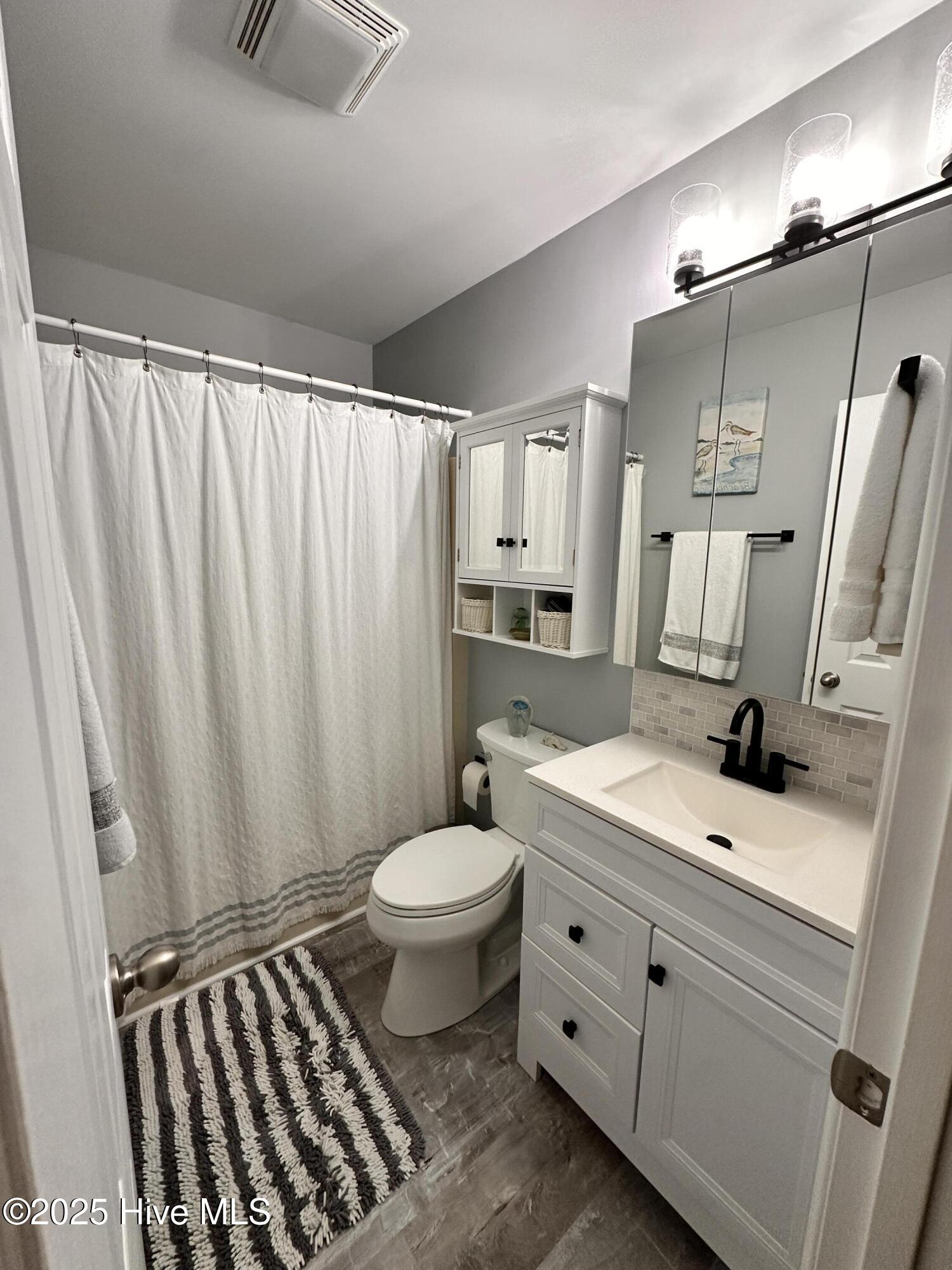 Oak Island, North Carolina, 28465, United States, 3 Bedrooms Bedrooms, ,2 BathroomsBathrooms,Residential,For Sale,1883696