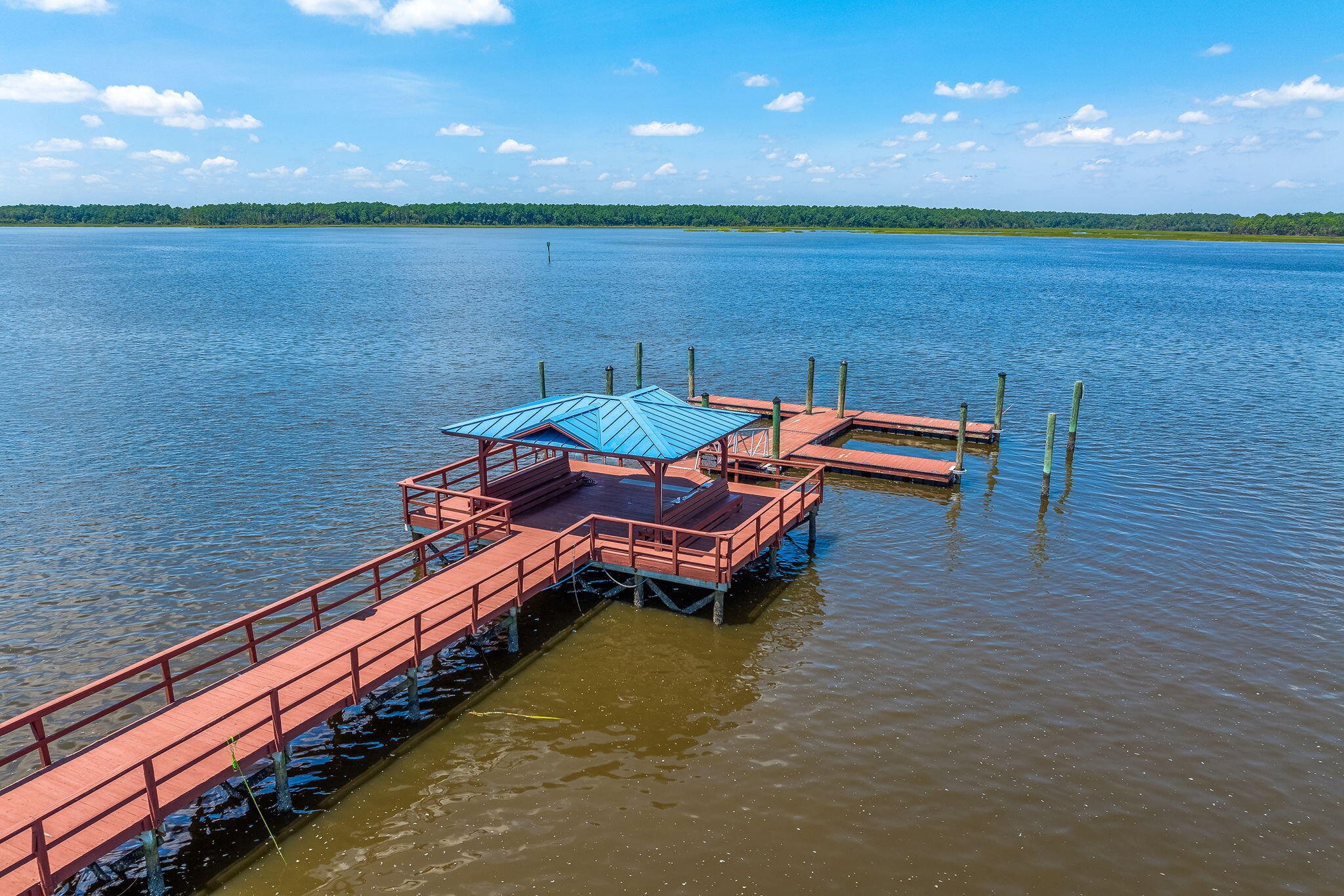 Mount Pleasant, South Carolina, 29466, United States, 4 Bedrooms Bedrooms, ,4 BathroomsBathrooms,Residential,For Sale,1827956
