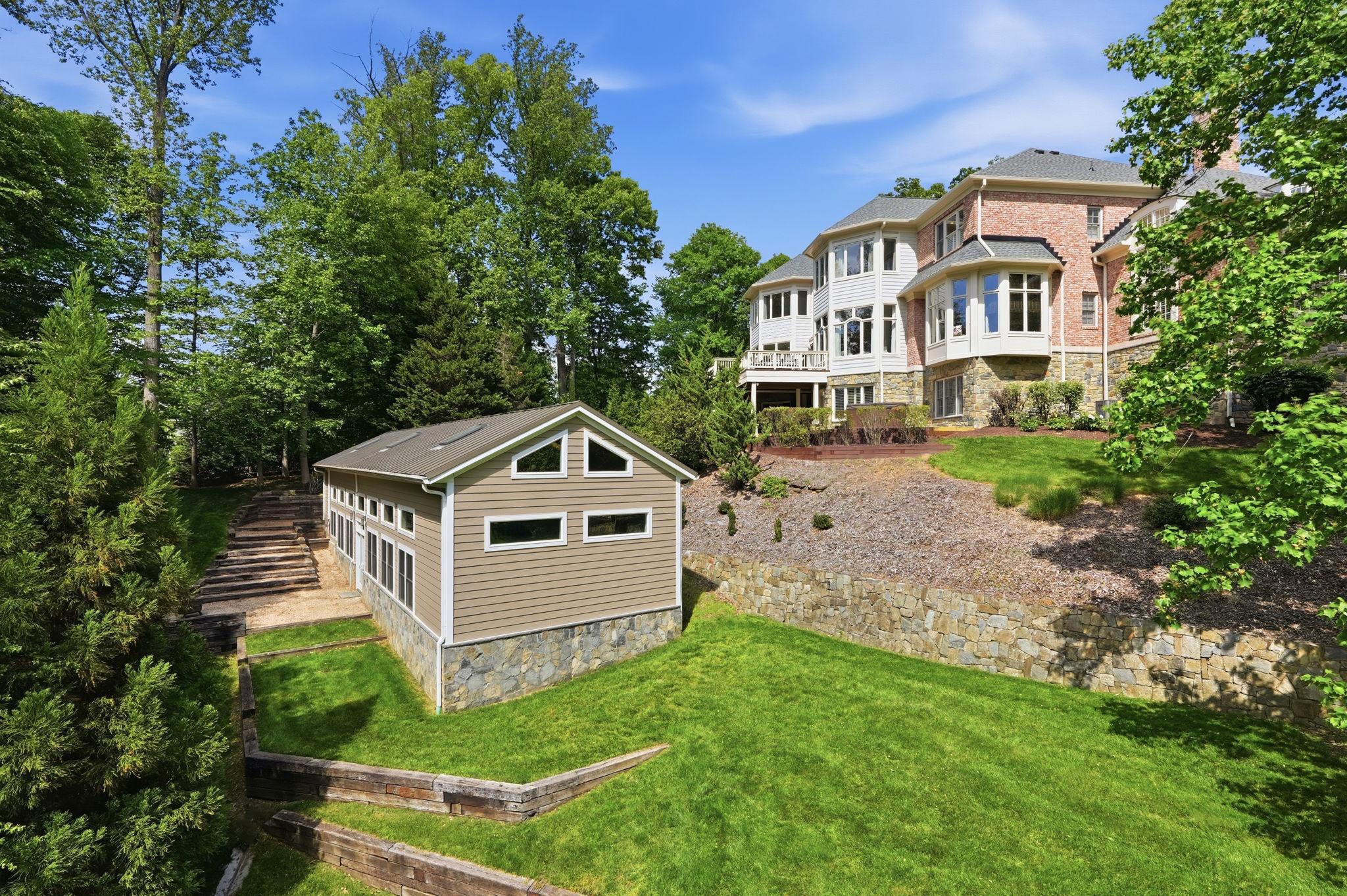  7818 Crownhurst Court, Mclean, VA, 22102 - 物件實景