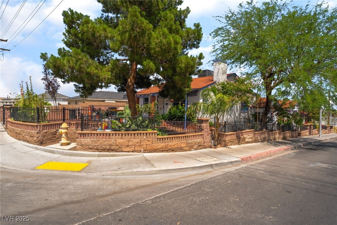 Las Vegas, Nevada, 89101, United States, ,Residential,For Sale,1870177
