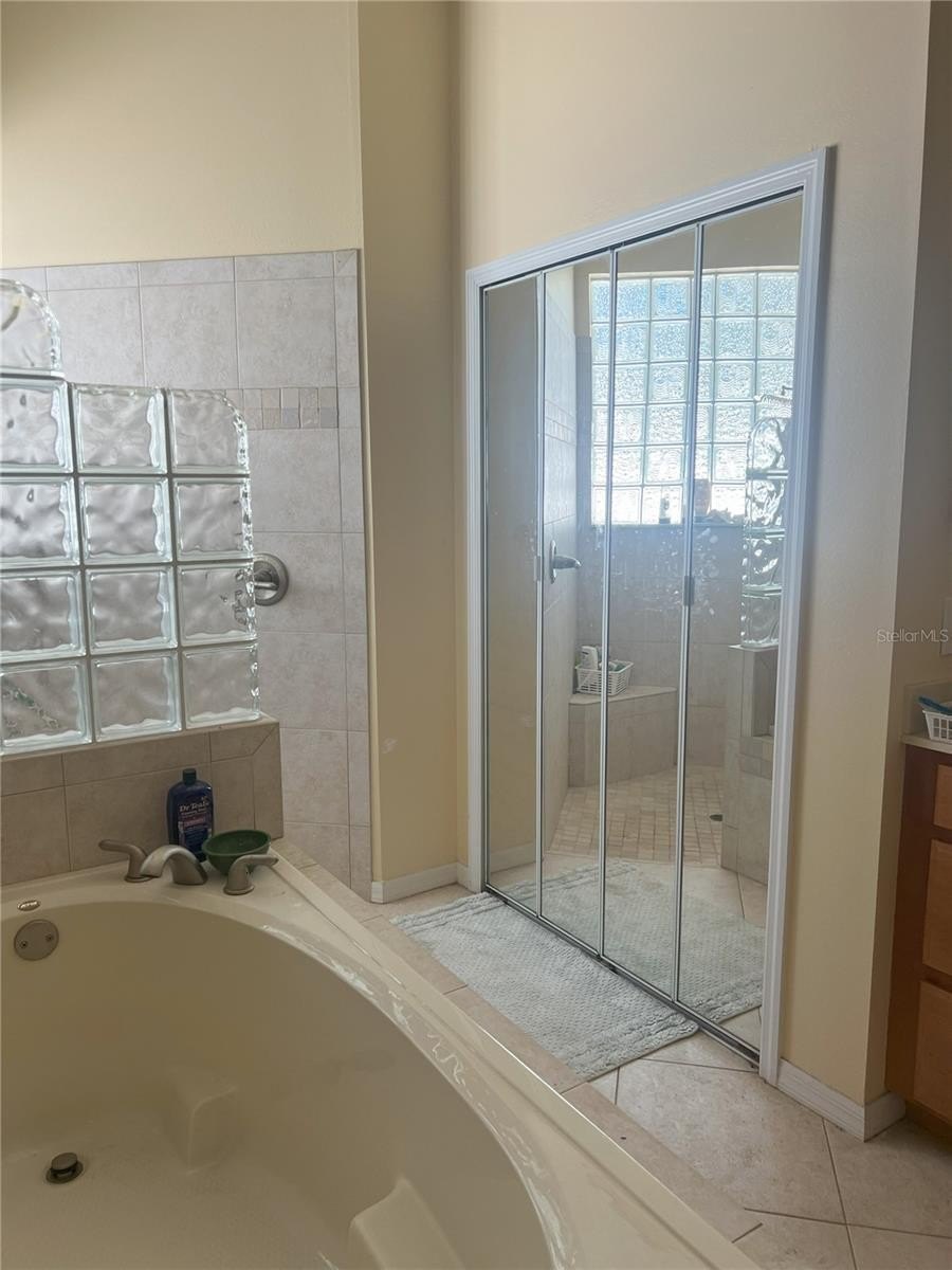 PALM BAY, Florida, 32909, United States, 4 Bedrooms Bedrooms, ,3 BathroomsBathrooms,Residential,For Sale,1978435