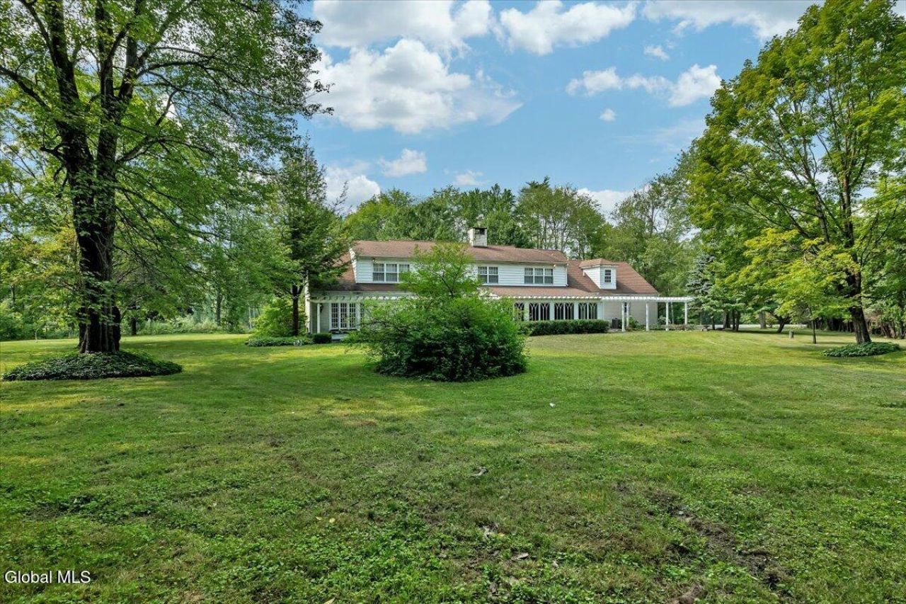 Queensbury, New York, 12804, United States, 4 Bedrooms Bedrooms, ,4 BathroomsBathrooms,Residential,For Sale,2003440