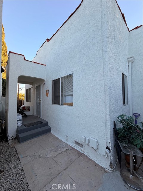 Los Angeles, California, 90033, United States, 8 Bedrooms Bedrooms, ,Residential,For Sale,1976644