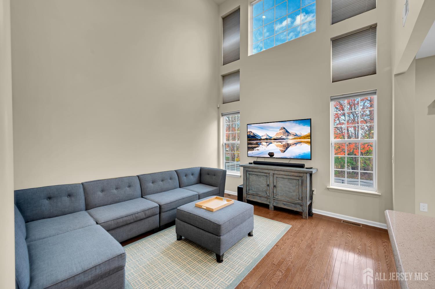 North Brunswick, New Jersey, 08902, United States, 3 Bedrooms Bedrooms, ,4 BathroomsBathrooms,Residential,For Sale,1987808