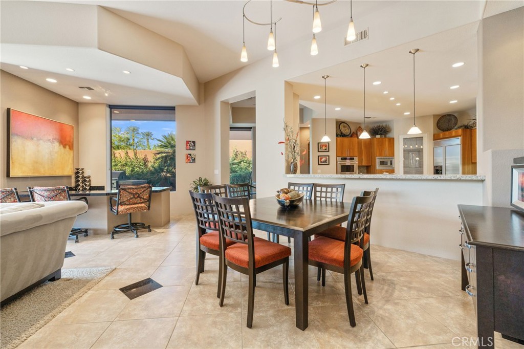 La Quinta, California, 92253, United States, 3 Bedrooms Bedrooms, ,3 BathroomsBathrooms,Residential,For Sale,1991413