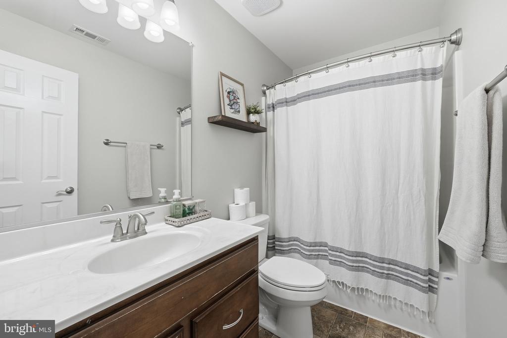 White Plains, Maryland, 20695, United States, 4 Bedrooms Bedrooms, ,3 BathroomsBathrooms,Residential,For Sale,2036996