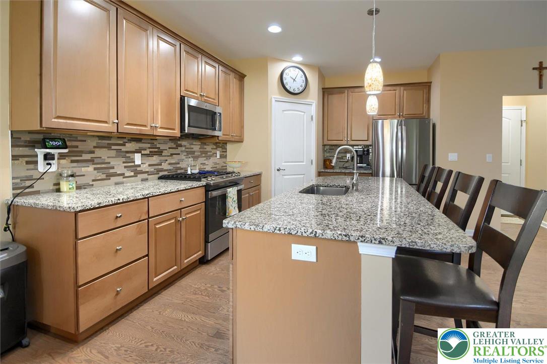 Upper Milford Twp, Pennsylvania, 18049, United States, 3 Bedrooms Bedrooms, ,3 BathroomsBathrooms,Residential,For Sale,1960503