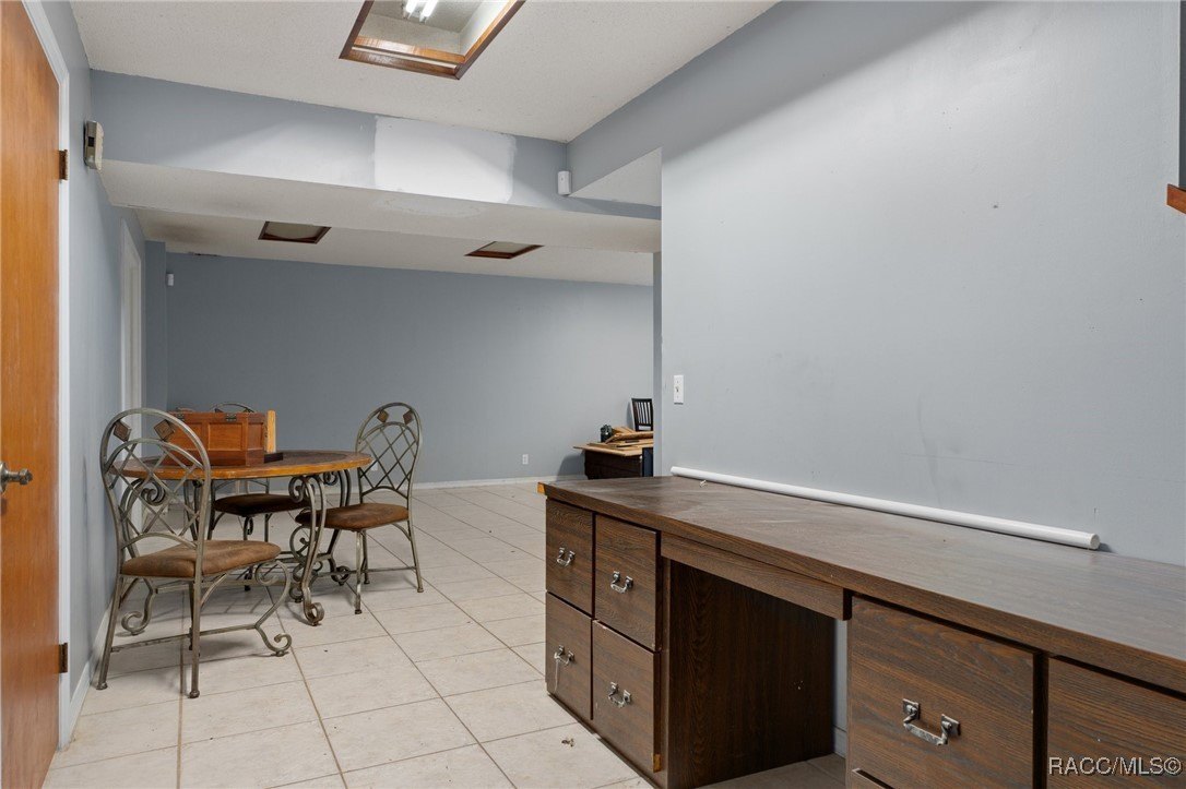 Inverness, Florida, 34453, United States, 6 Bedrooms Bedrooms, ,4 BathroomsBathrooms,Residential,For Sale,1975798