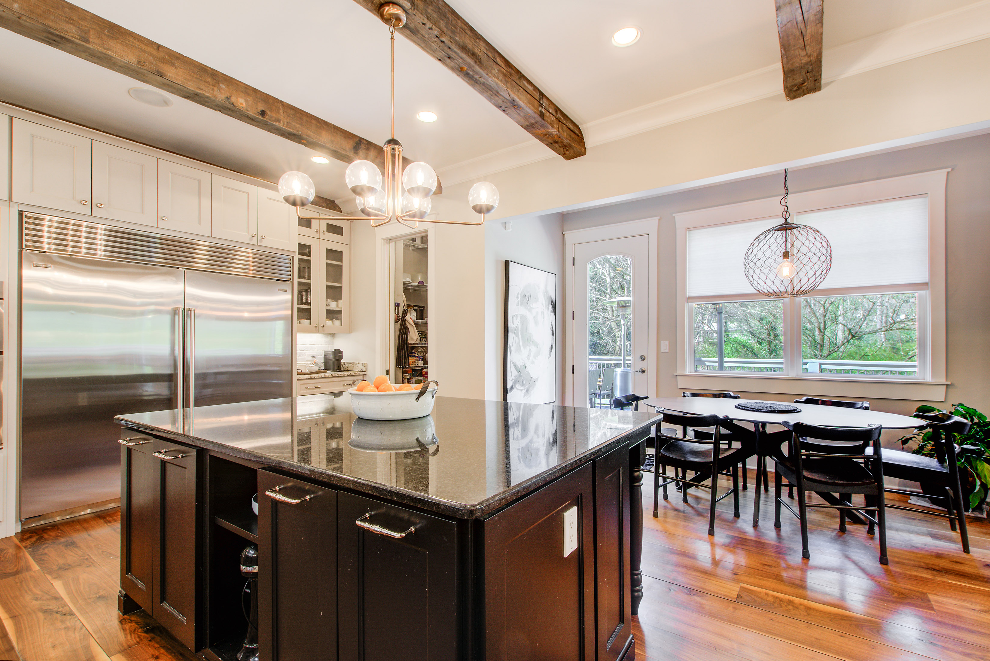  Exceptional Space and Craftsmanship in Custom Brookhaven Home - 物件實景