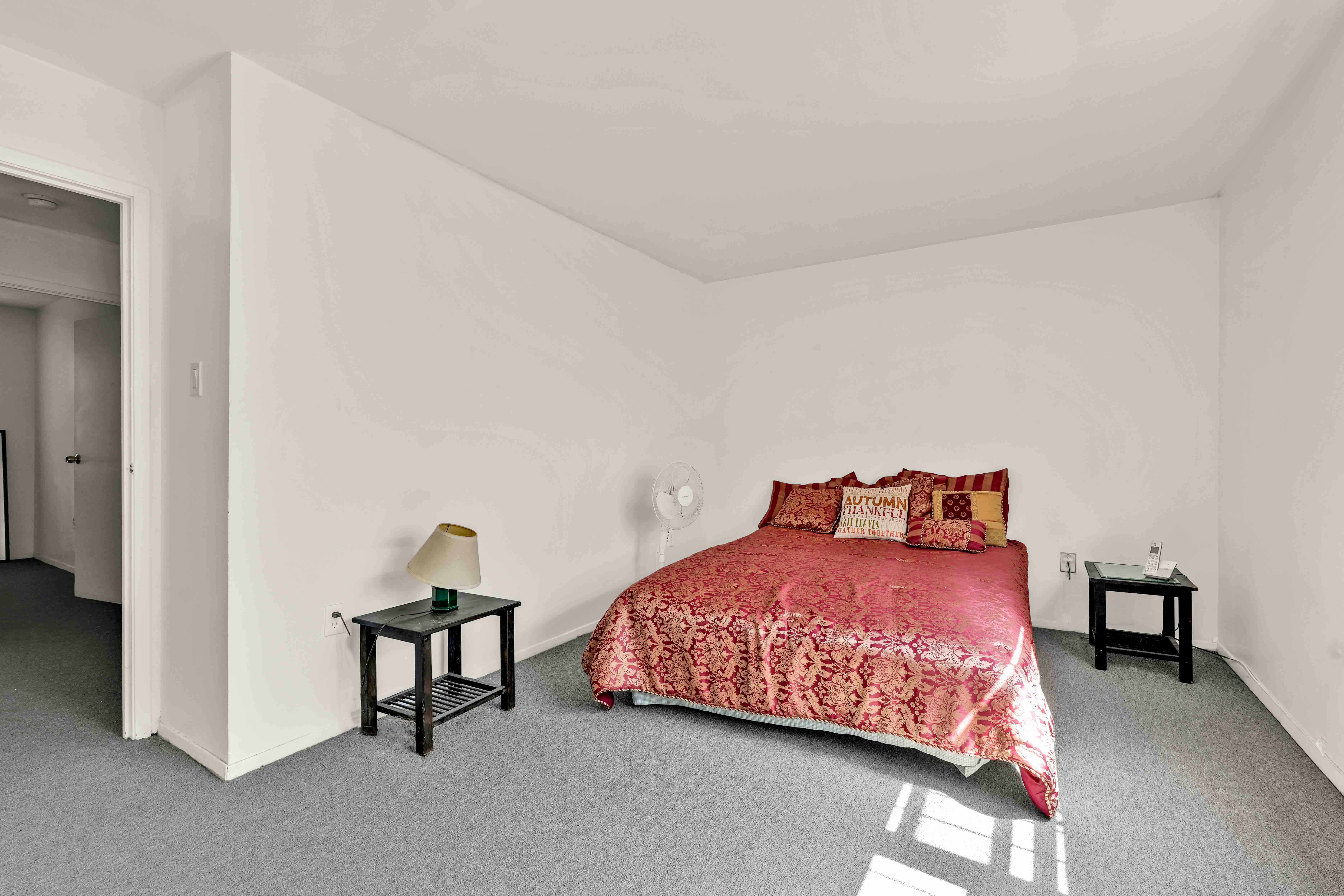 Bronx, New York, 10455, United States, 3 Bedrooms Bedrooms, ,2 BathroomsBathrooms,Residential,For Sale,1931439