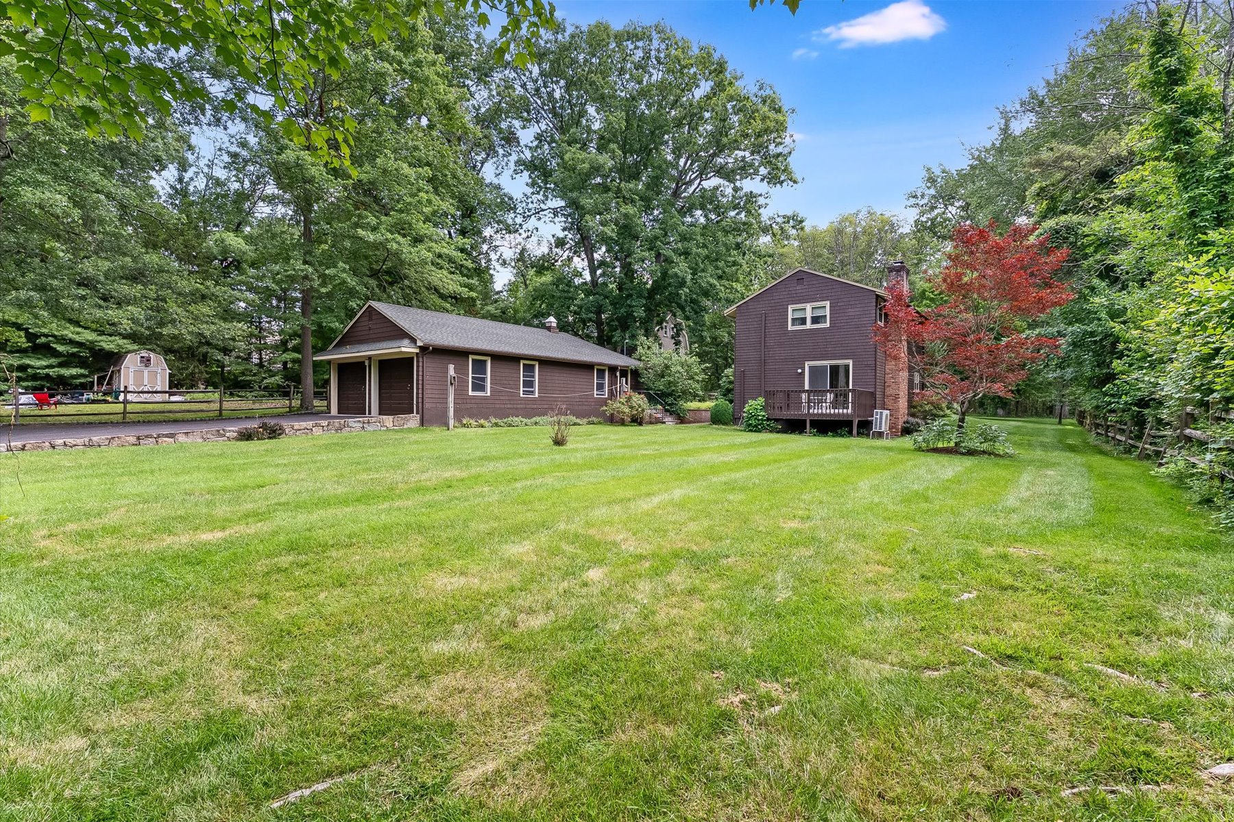  Authentic Craftsman-Style Property Offers Timeless Character - 物件實景