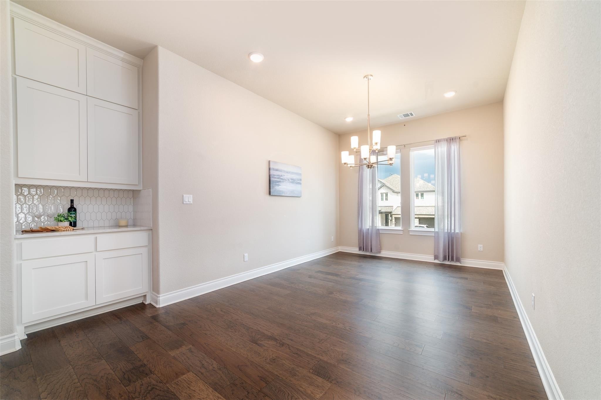 Georgetown, Texas, 78628, United States, 4 Bedrooms Bedrooms, ,3 BathroomsBathrooms,Residential,For Sale,1984409