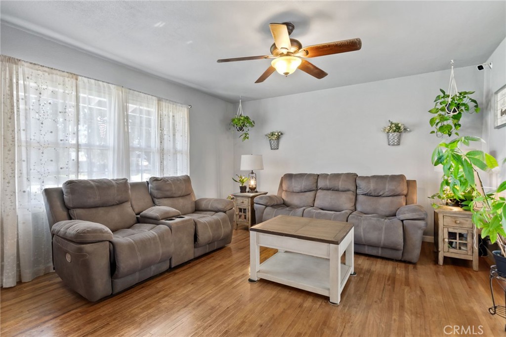 Highland, California, 92346, United States, 3 Bedrooms Bedrooms, ,2 BathroomsBathrooms,Residential,For Sale,1885761