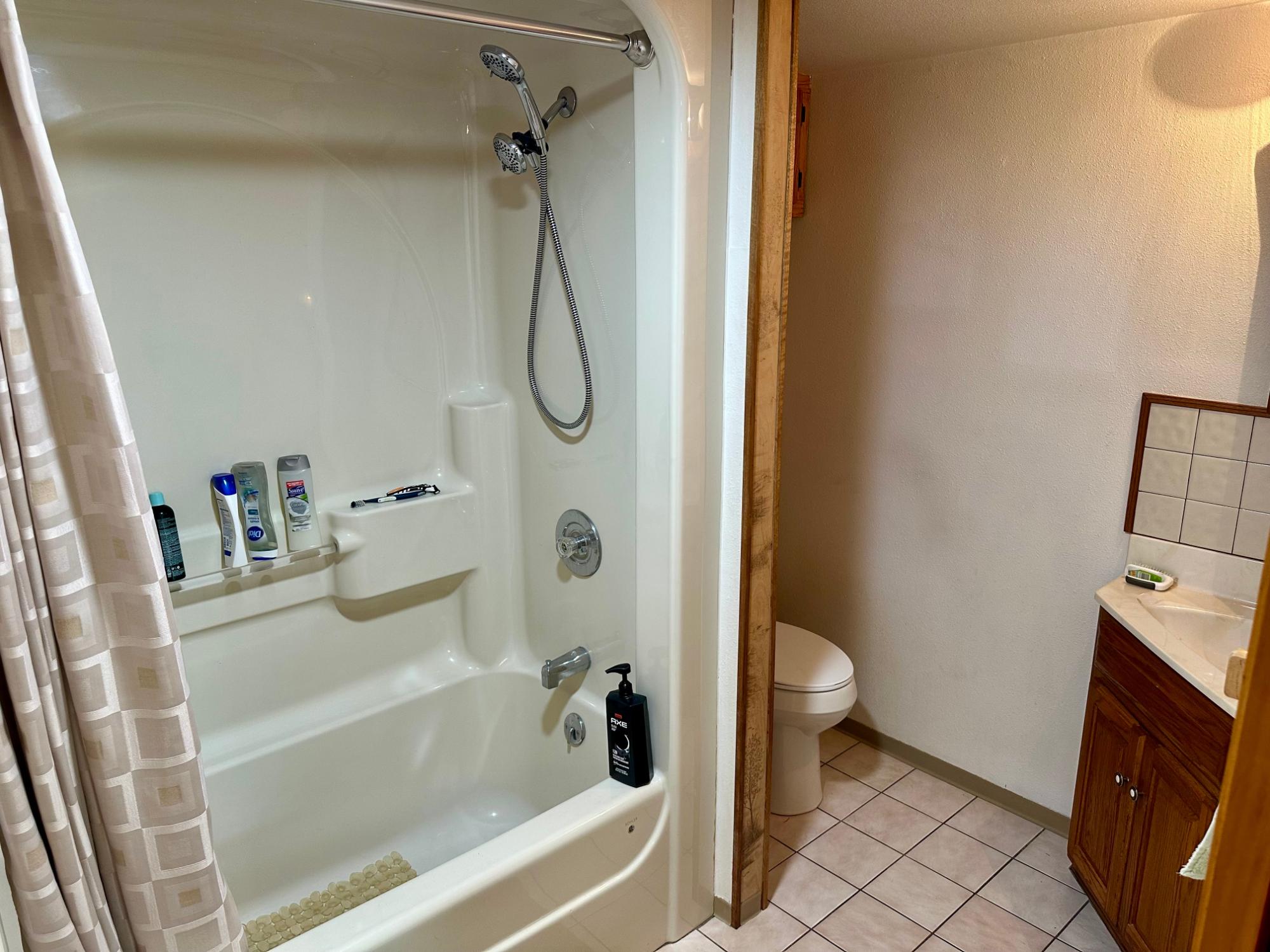 Tomahawk, Wisconsin, 54487, United States, 2 Bedrooms Bedrooms, ,2 BathroomsBathrooms,Residential,For Sale,1923926