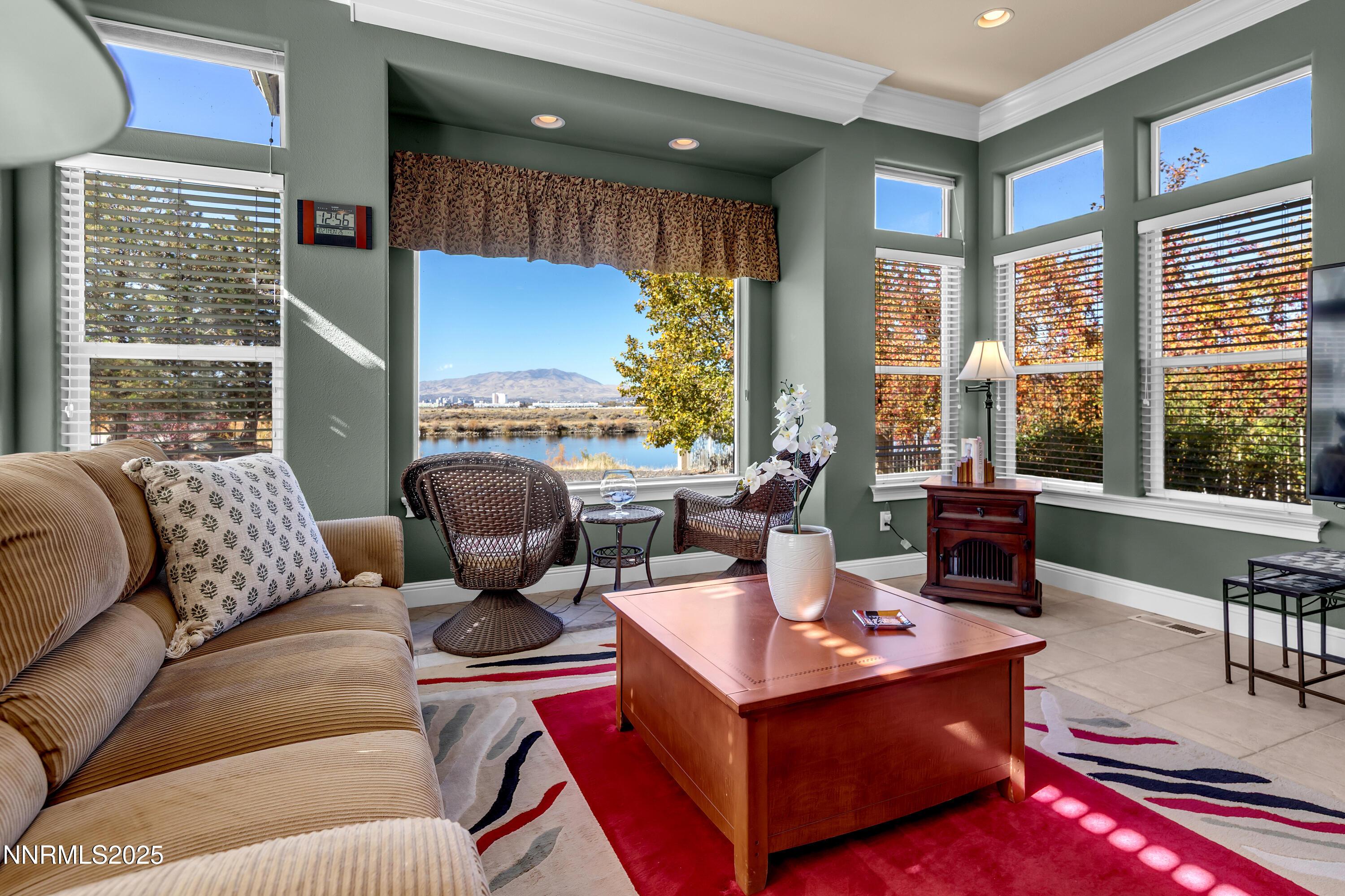 Reno, Nevada, 89502, United States, 3 Bedrooms Bedrooms, ,3 BathroomsBathrooms,Residential,For Sale,1988351