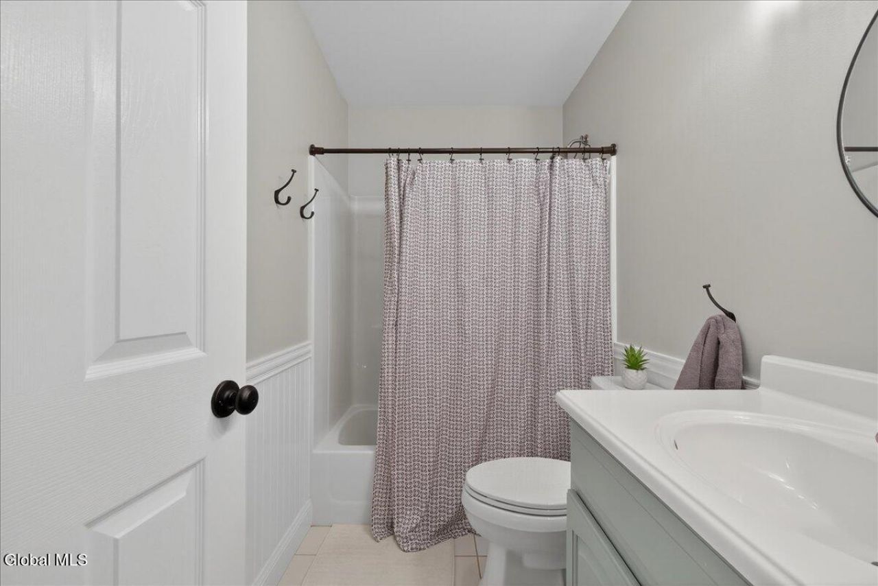 Queensbury, New York, 12804, United States, 3 Bedrooms Bedrooms, ,3 BathroomsBathrooms,Residential,For Sale,1942112